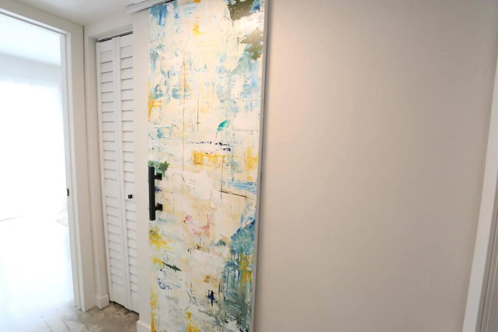 Concrete Suite 5 Min Walk To Shands Uf Gainesville Exterior foto
